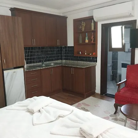 Jasmin Aparthotel 3*